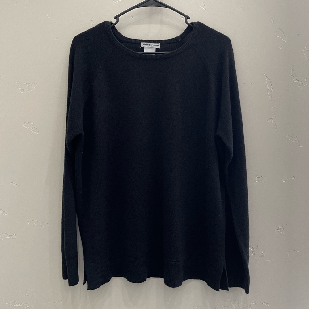 Sweet Romeo Woman’s Sweaters Size:Small